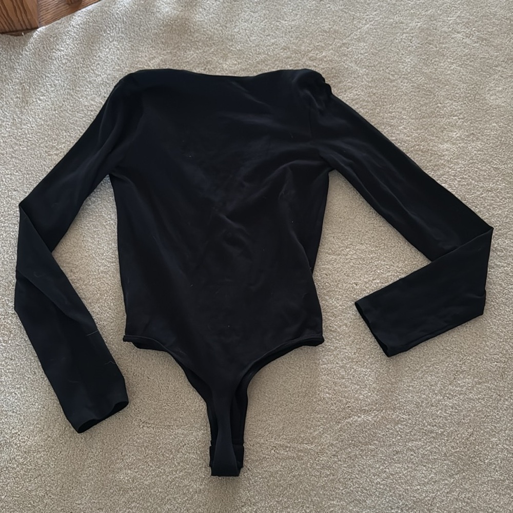Express Deep V-Neck Black Bodysuit - Picture 2 of 2